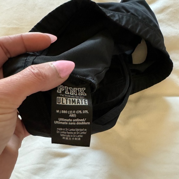 NWOT VS Pink Ultimate unlined sports bra with front slits and logo - Picture 5 of 6